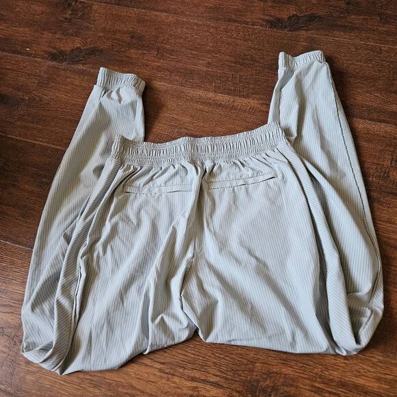 Athleta Brooklyn Textured Jogger - Picture 9 of 11